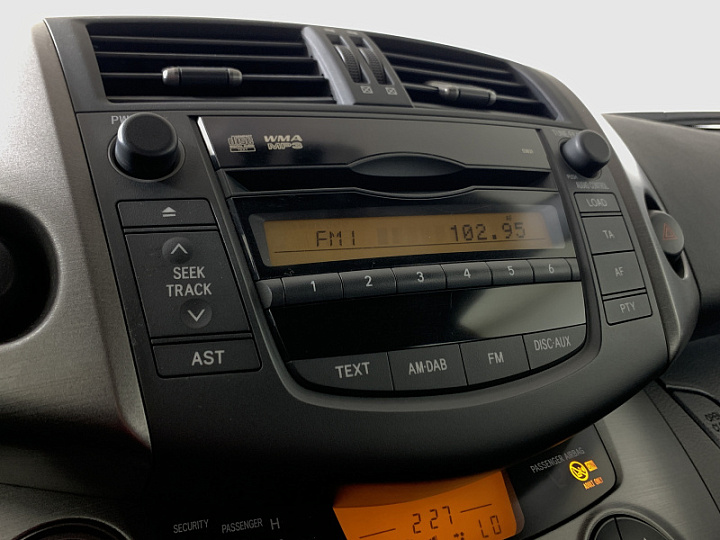 TOYOTA RAV4 2, 2009 года, Автоматическая, КРАСНЫЙ