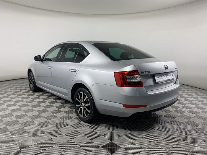 SKODA Octavia 1.4, 2015 года, Робот, Серебристый