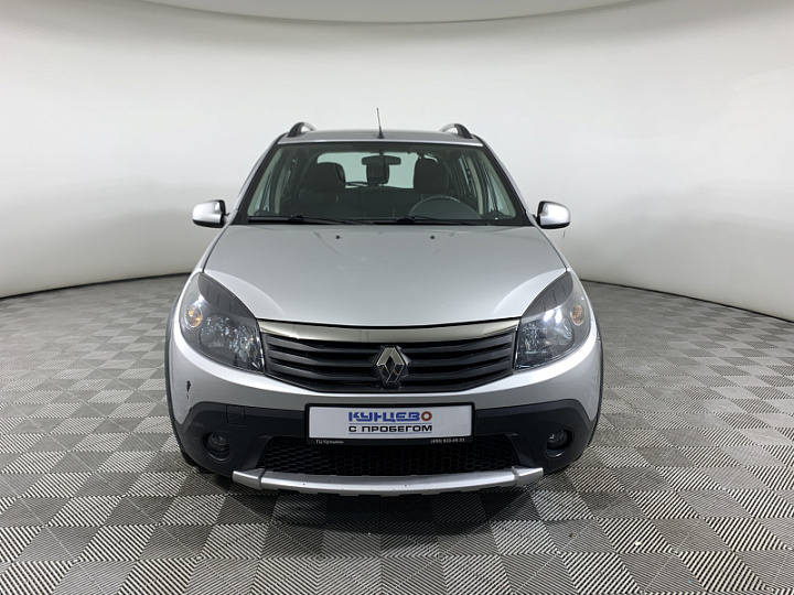 RENAULT Sandero Stepway 1.6, 2013 года, Механика, Серебристо-желтый