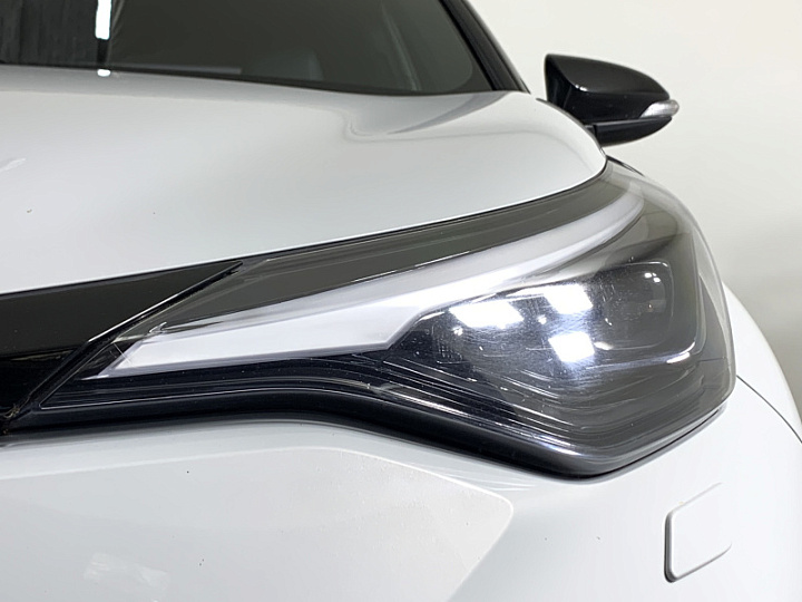 TOYOTA C-HR 2, 2021 года, Вариатор, СЕРЫЙ