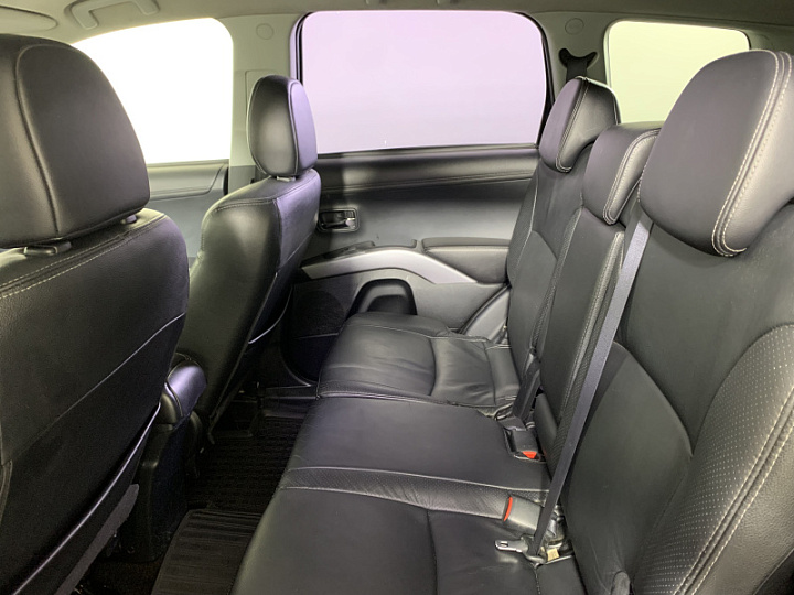 MITSUBISHI Outlander 2.4, 2012 года, Вариатор, ЧЕРНЫЙ