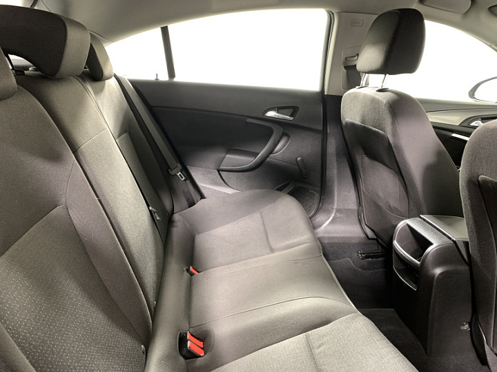 OPEL Insignia 1.8, 2014 года, Механика, КОРИЧНЕВЫЙ