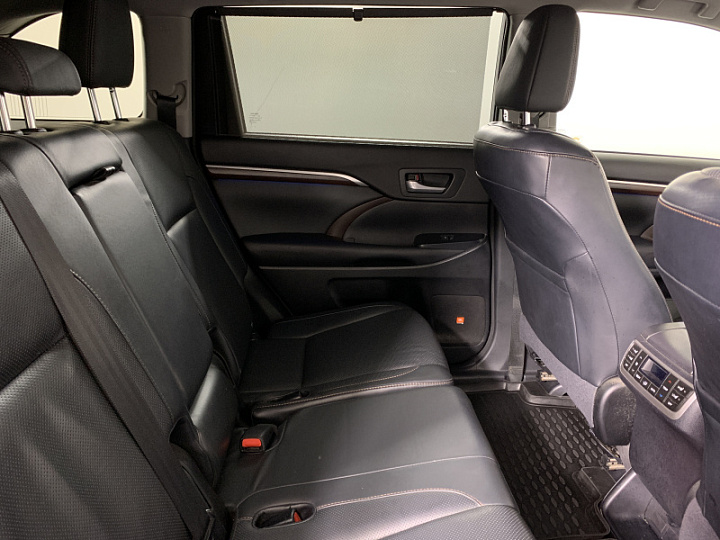 TOYOTA Highlander 3.5, 2015 года, Автоматическая, ЧЕРНЫЙ