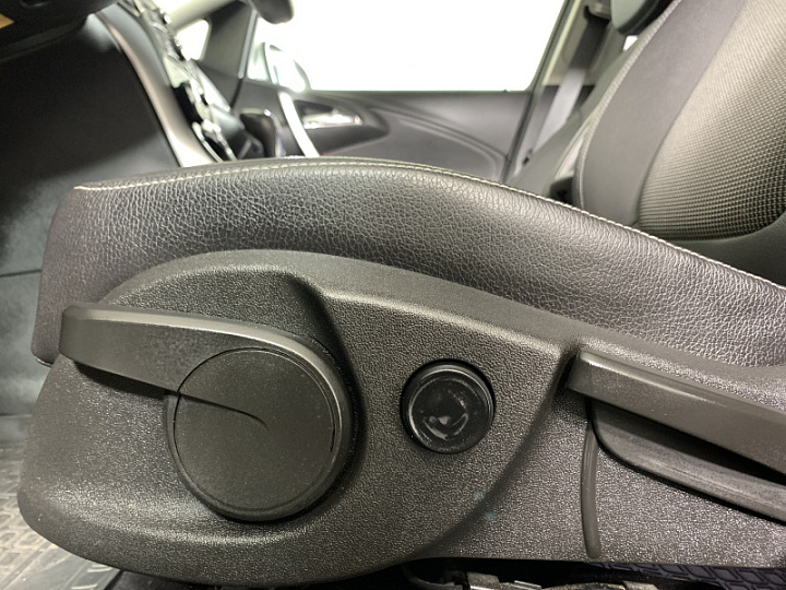 OPEL Astra 1.6, 2012 года, Автоматическая, Серебристый металлик