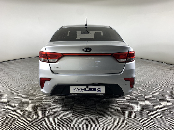 KIA Rio 1.6, 2019 года, Автоматическая, Серебристый