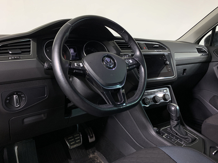 VOLKSWAGEN Tiguan 1.4, 2019 года, Робот, КОРИЧНЕВЫЙ
