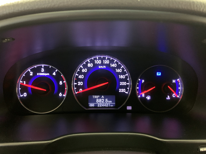 HYUNDAI Santa Fe 2.2, 2011 года, Автоматическая, СЕРЫЙ