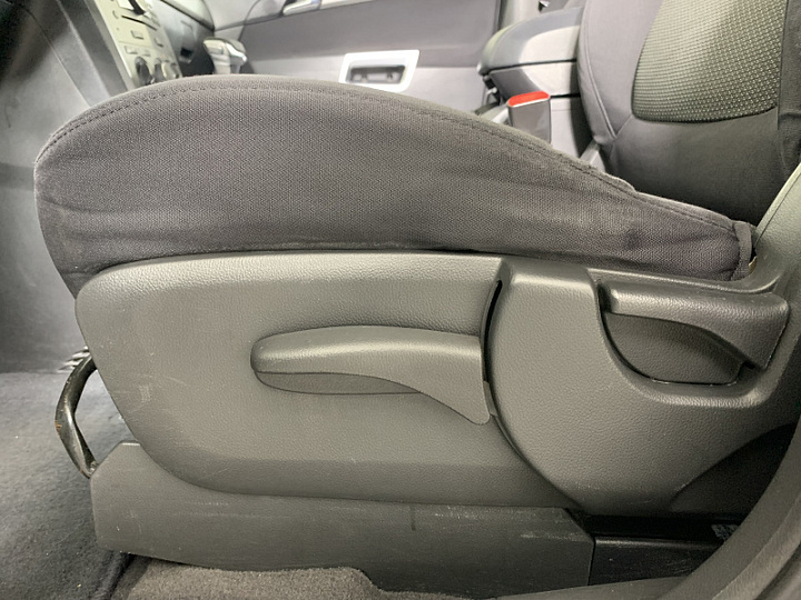 Opel Antara 2.4, 2011 года, Автоматическая, СЕРЫЙ