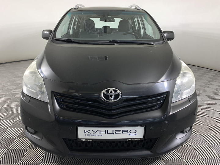 Toyota Verso 1.8, 2012 года, Вариатор, Черный