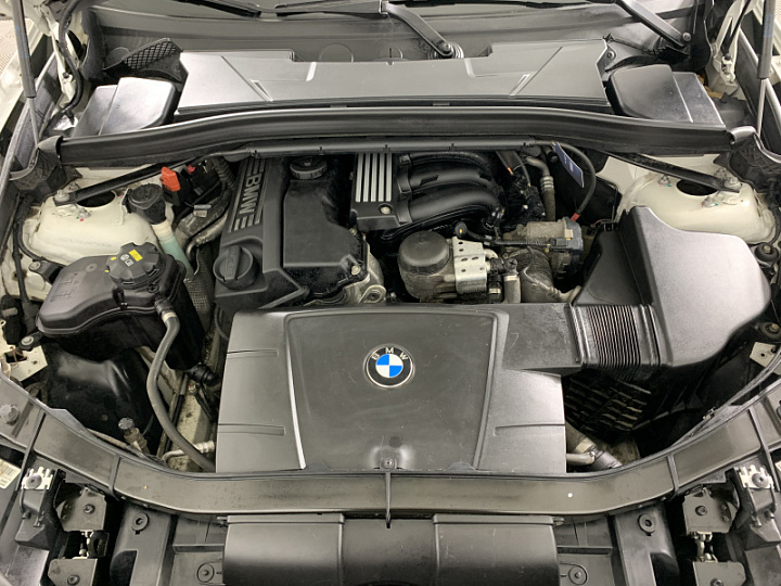 BMW X1 2, 2014 года, Автоматическая, БЕЛЫЙ