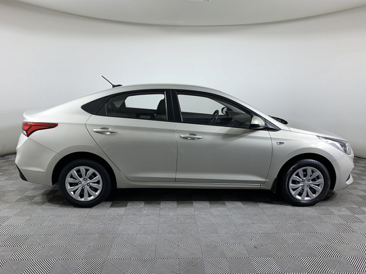 Hyundai Solaris 1.6, 2019 года, Автоматическая, Серый