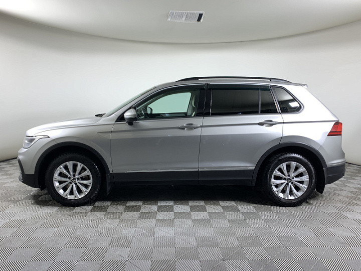 Volkswagen Tiguan 1.4, 2021 года, Робот, Серый