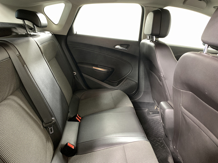 OPEL Astra 1.4, 2011 года, Автоматическая, БЕЛЫЙ