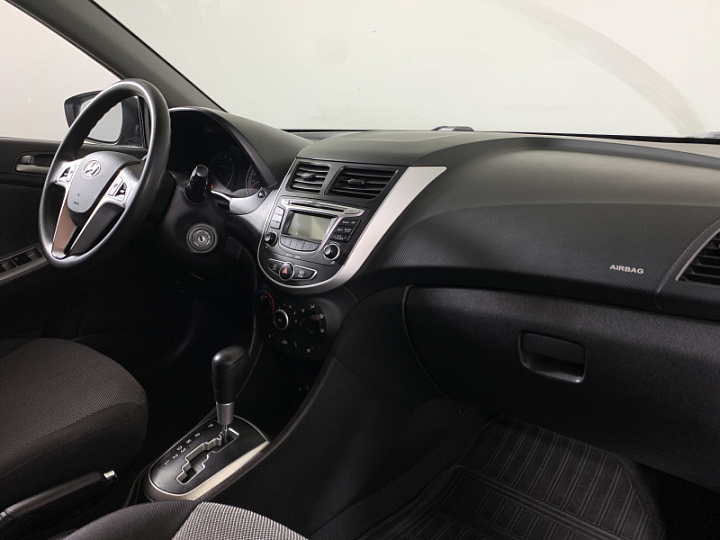 HYUNDAI Solaris 1.6, 2012 года, Автоматическая, ЧЕРНЫЙ