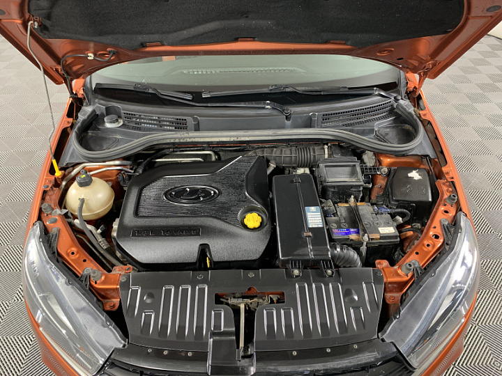 Lada Vesta 1.8, 2018 года, Робот, ОРАНЖЕВЫЙ