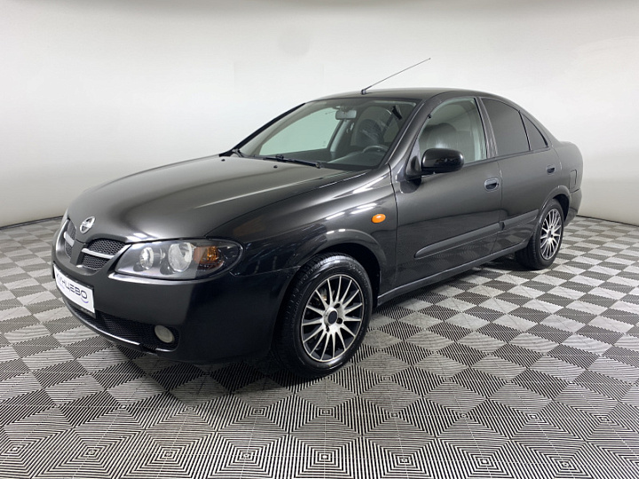 Nissan Almera 1.5, 2005 года, Механика, Черный