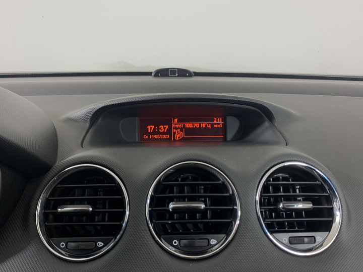 PEUGEOT 408 1.6, 2014 года, Автоматическая, БЕЛЫЙ
