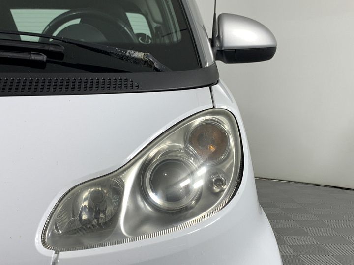 SMART Fortwo 1, 2007 года, Робот, БЕЛЫЙ