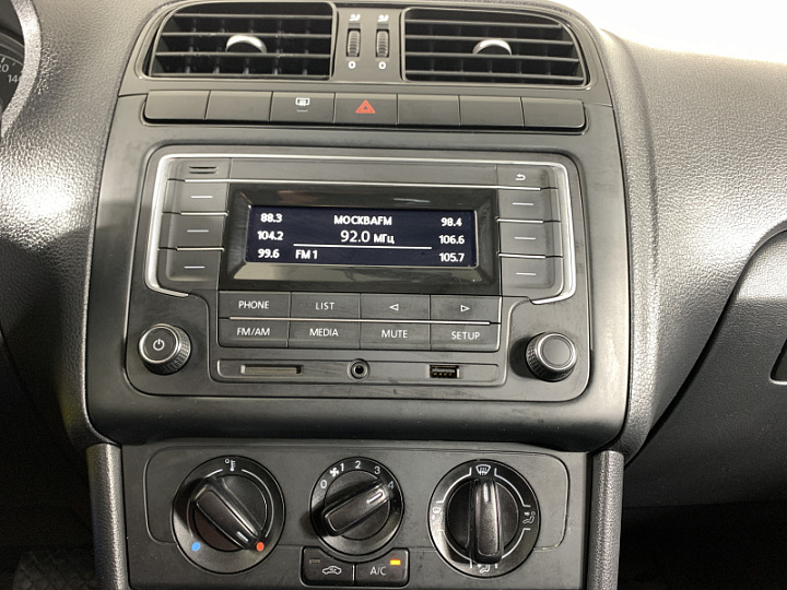 VOLKSWAGEN Polo 1.6, 2019 года, Автоматическая, БЕЛЫЙ
