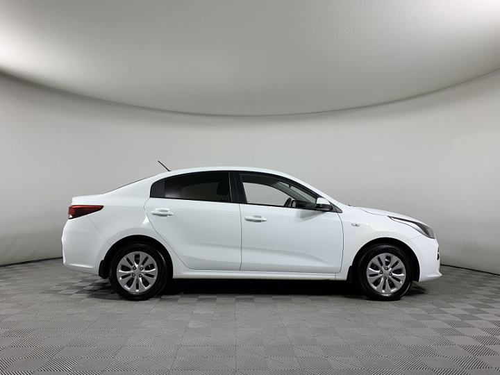 KIA Rio 1.6, 2018 года, Автоматическая, БЕЛЫЙ