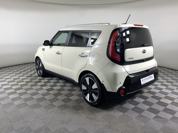 KIA Soul 1.6, 2015 года, Автоматическая, Бежевый