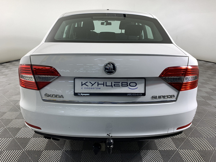 Skoda Superb 1.8, 2015 года, Автоматическая, Белый