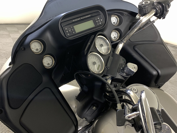 Harley-Davidson Road Glide 1.5, 2007 года, Механика, Серый