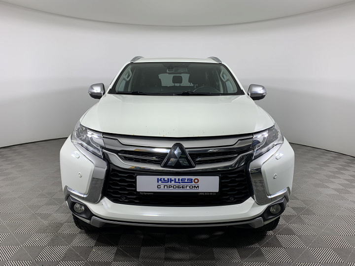 MITSUBISHI Pajero Sport 2.4, 2017 года, Автоматическая, БЕЛЫЙ