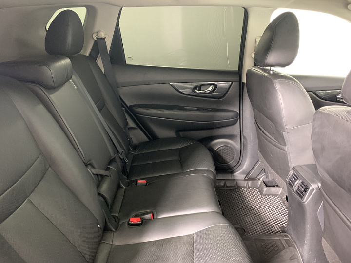 NISSAN X-Trail 2.5, 2017 года, Вариатор, ЧЕРНЫЙ