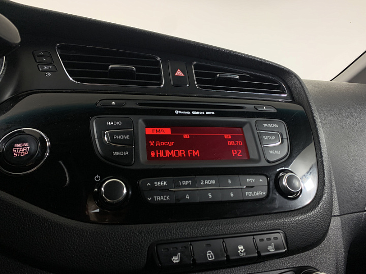 KIA Ceed 1.6, 2013 года, Автоматическая, Серебристый
