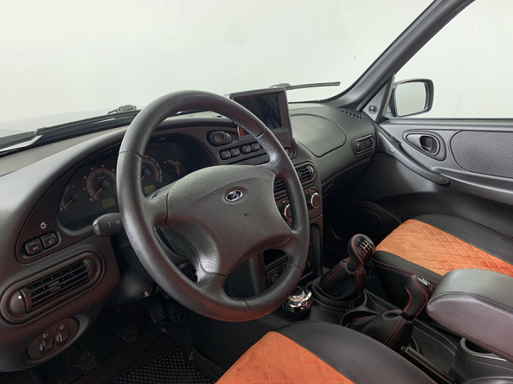 ВАЗ NIVA 1.7, 2023 года, Механика, ЗЕЛЕНЫЙ