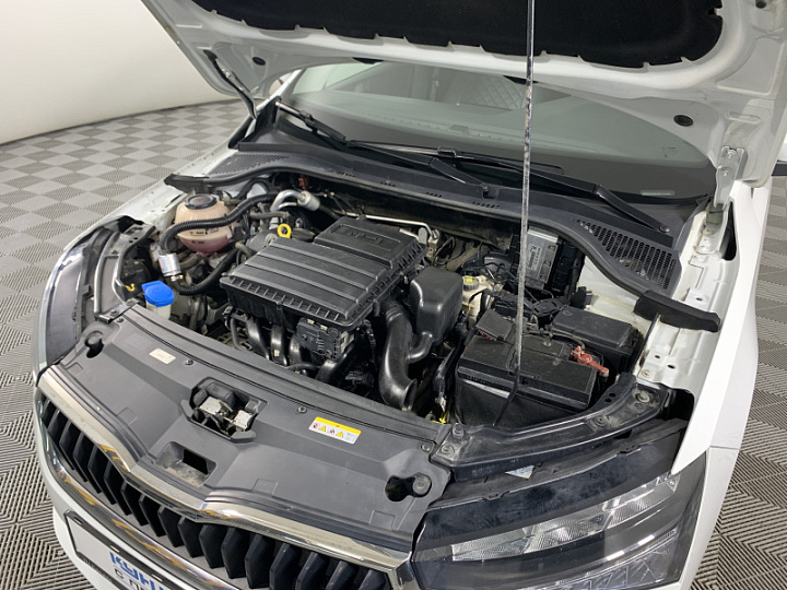 SKODA Rapid 1.6, 2021 года, Автоматическая, БЕЛЫЙ
