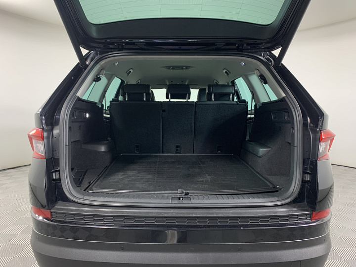 SKODA Kodiaq 2, 2019 года, Автоматическая, ЧЕРНЫЙ