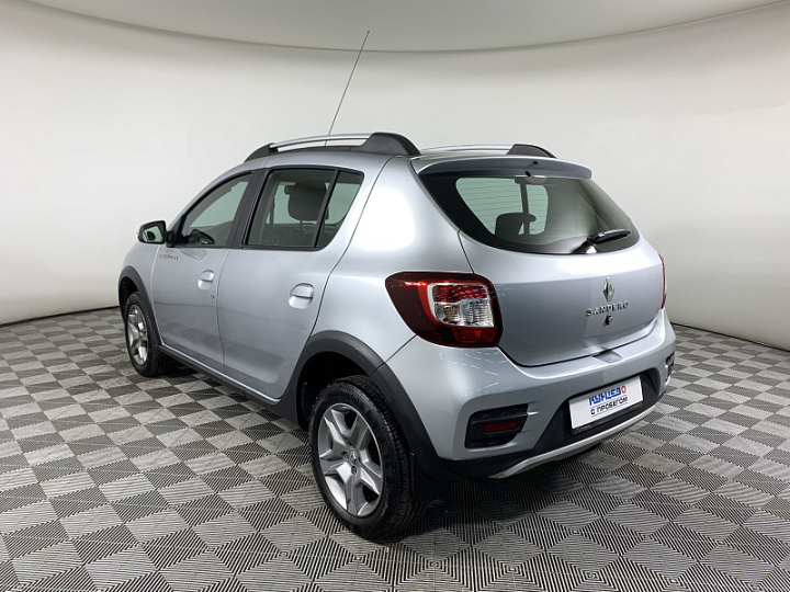 RENAULT Sandero Stepway 1.6, 2022 года, Механика, СЕРЫЙ