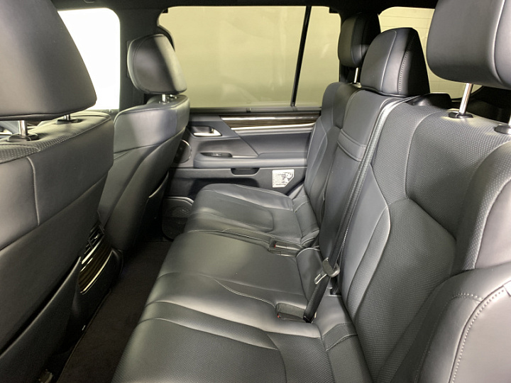LEXUS LX 450d 4.5, 2018 года, Автоматическая, ЧЕРНЫЙ