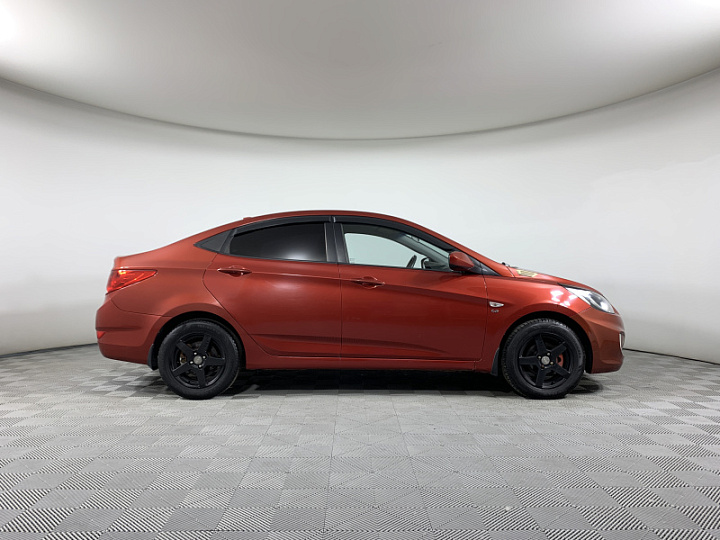 HYUNDAI Solaris 1.6, 2011 года, Механика, Красный гранат