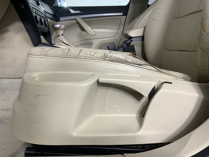 SKODA Octavia 2, 2008 года, Робот, Золотистый