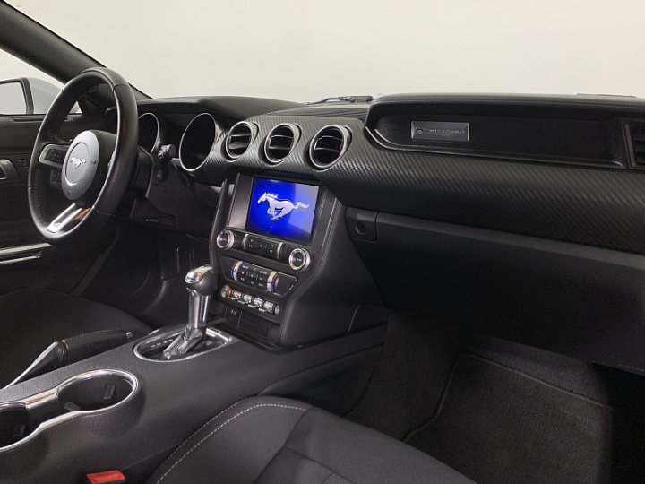 FORD Mustang 2.3, 2021 года, Автоматическая, БЕЛЫЙ