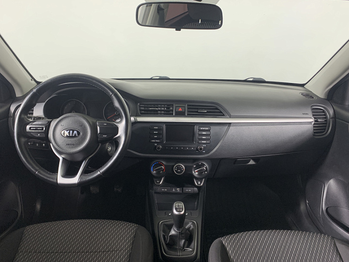 KIA Rio X-Line 1.6, 2018 года, Механика, Серебристый