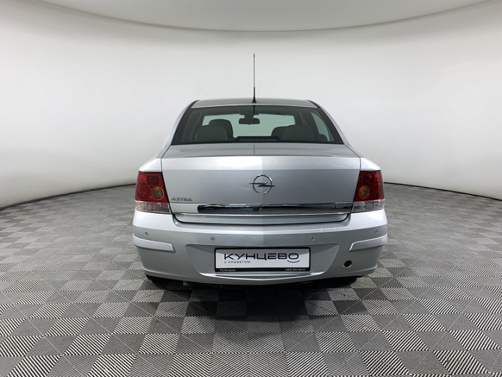 OPEL Astra 1.8, 2012 года, Автоматическая, Серебристый