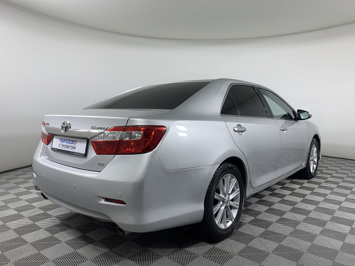 TOYOTA Camry 3.5, 2012 года, Автоматическая, Серебристый