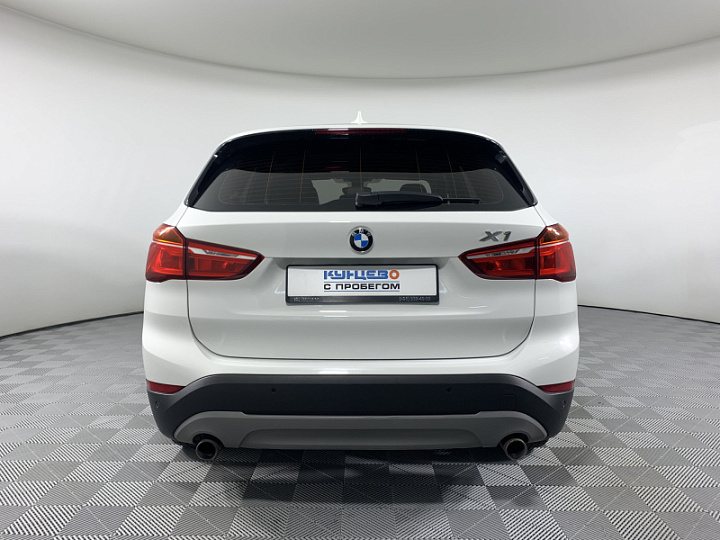 BMW X1 2, 2015 года, Автоматическая, БЕЛЫЙ