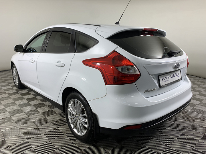 FORD Focus 1.6, 2013 года, Механика, БЕЛЫЙ