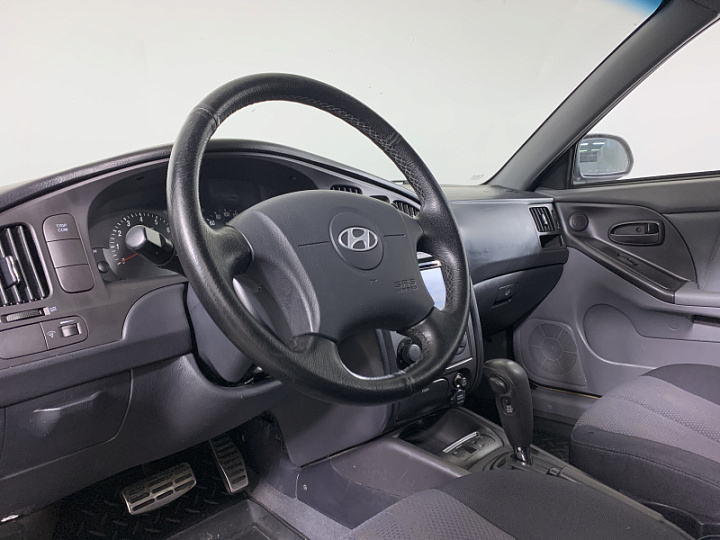 HYUNDAI Elantra 1.6, 2004 года, Автоматическая, БЕЖЕВЫЙ
