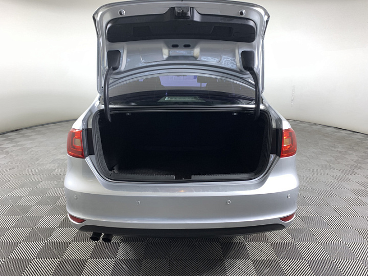 Volkswagen Jetta 1.4, 2014 года, Механика, Серебристый