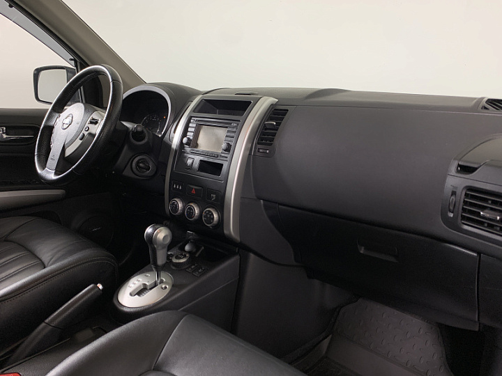 NISSAN X-Trail 2.5, 2012 года, Вариатор, БЕЛЫЙ