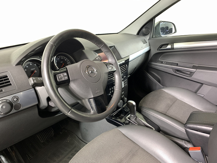 OPEL Astra 1.8, 2013 года, Автоматическая, СЕРЫЙ