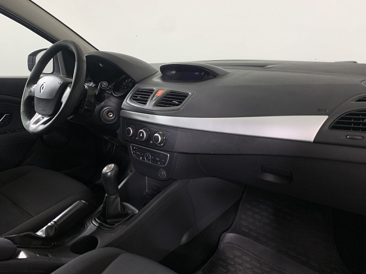 RENAULT Fluence 1.6, 2011 года, Механика, БЕЛЫЙ