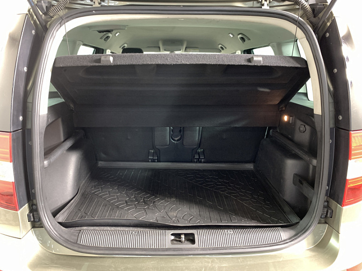 SKODA Yeti 2, 2014 года, Робот, ЗЕЛЕНЫЙ