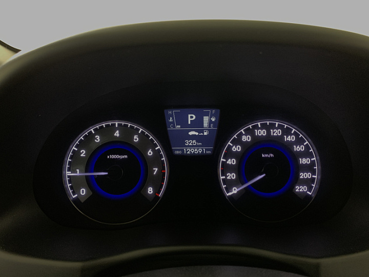 HYUNDAI Solaris 1.6, 2011 года, Автоматическая, БЕЛЫЙ